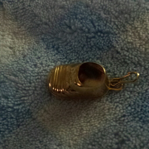 Booty charm - Picture 2 of 3