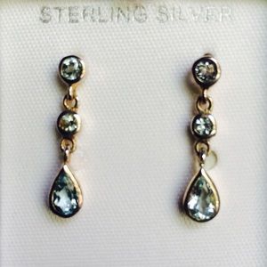 Stunning Draping topaz sterling silver earrings