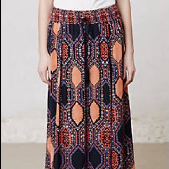Anthropologie Dresses & Skirts - Anthropologie Hexprint Maxi skirt.