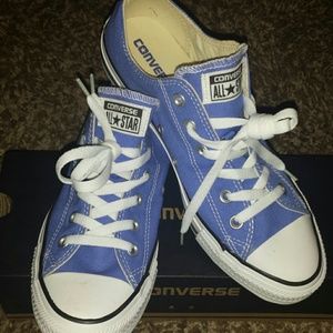 Converse AKA CHUCKS