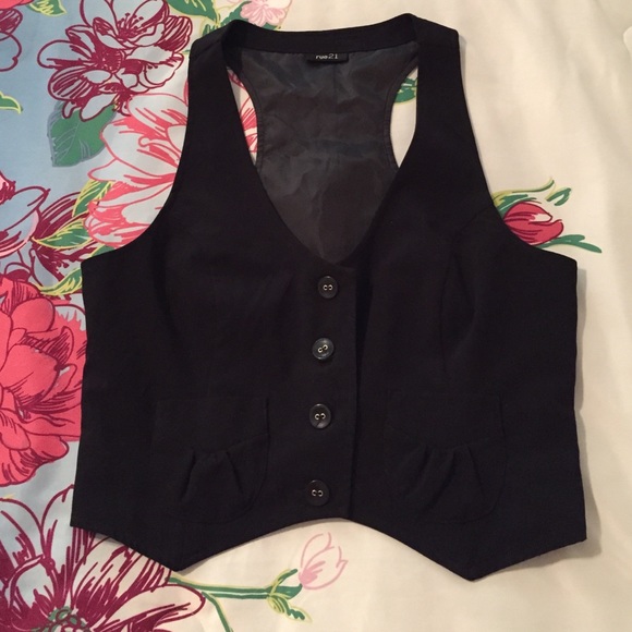 Best in Vest💋