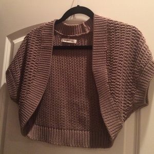 short sleeve chunky knit shrug