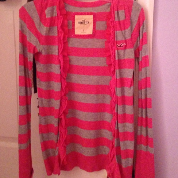 Girly cardigan!👛