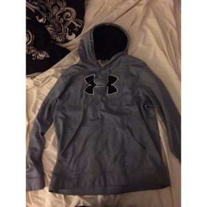 Under Armour Sweatshirt