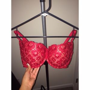 New 38D Victoria's Secret push up bra
