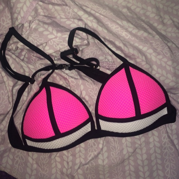 Triangl swim suit. Medium. Taking offers.
