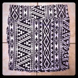 Charlotte Russe Black & White Aztec skirt