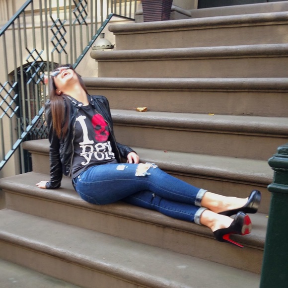 Meet your Posher, Stephanie - Picture 4 of 4