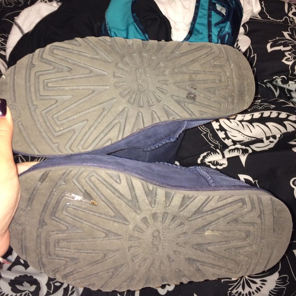 uggs - Picture 2 of 3