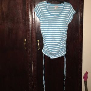 Comfy Maternity shirt! Last price drop!!