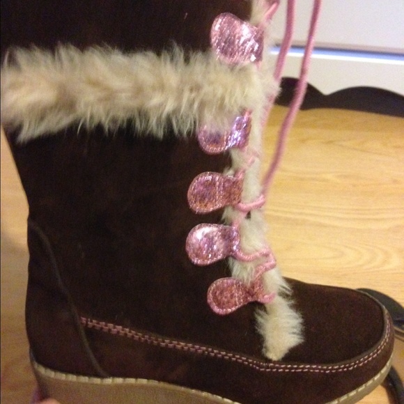 Girl boots brown and pink