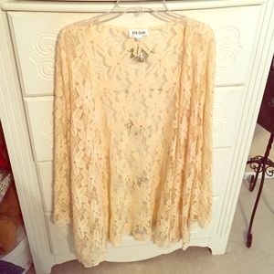 Cream lace kimono