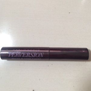 UBRAN DECAY PERVERSION MASCARA