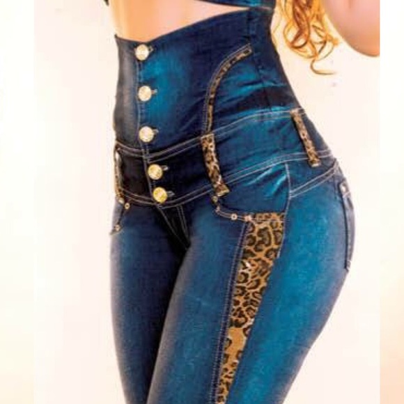 💖2Piece Butt Lift Jeans&Crop Top💖 - Picture 2 of 4