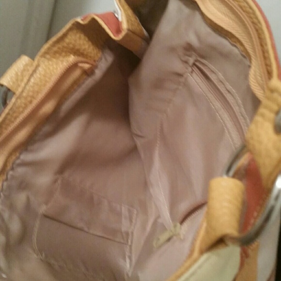 Purse - Picture 3 of 4