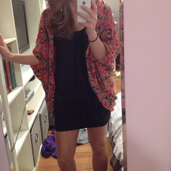 Tobi paisley kimono