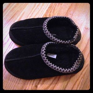 Ugg slippers size 9