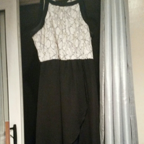 High - Lo dress - Picture 1 of 1