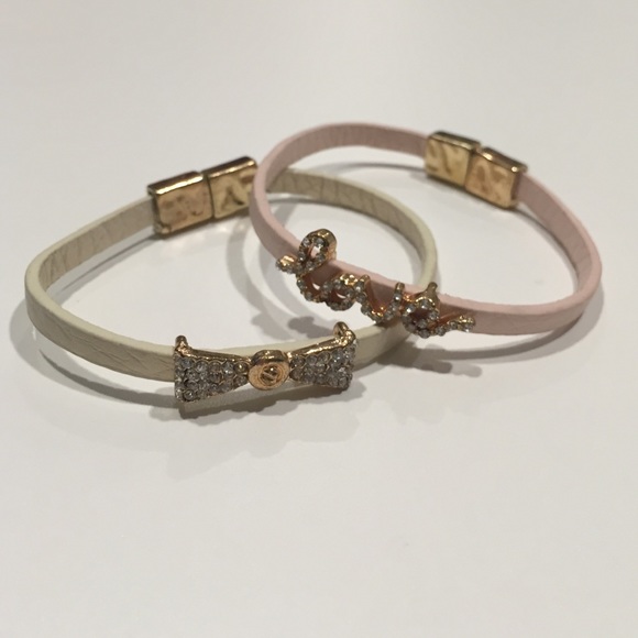 Bracelets - Picture 1 of 1