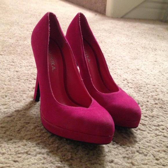Hot pink pumps