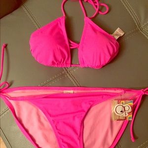 BRAND NEW Hot Pink 2pc swimsuit