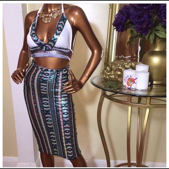 Outfit - Picture 3 of 3