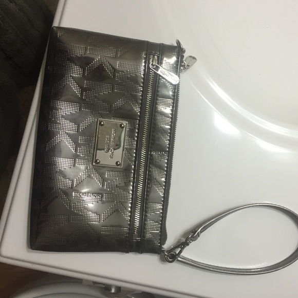 Brand new MK wristlet never used PRICE DROP - Picture 1 of 3
