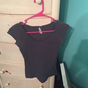 Short sleeve gray shirt. Form fit