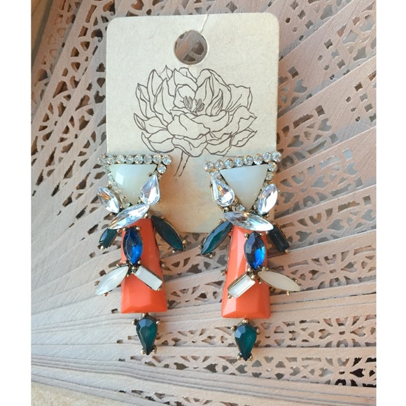 Jewelry - Tabitha Statement Earrings