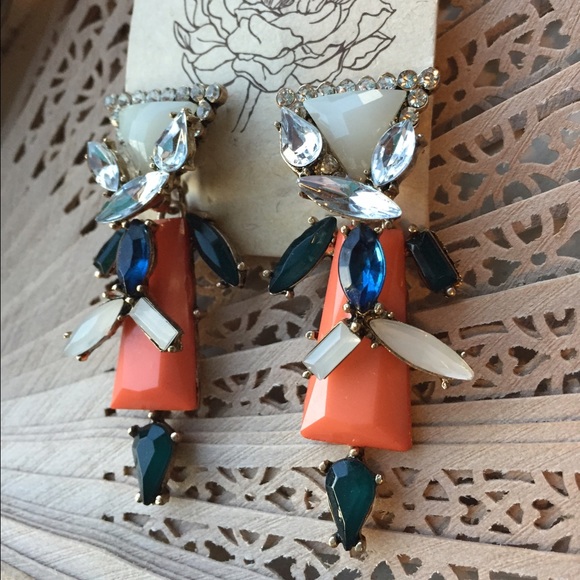 Tabitha Statement Earrings - Picture 2 of 3