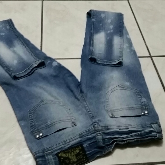 Jean - Picture 2 of 3