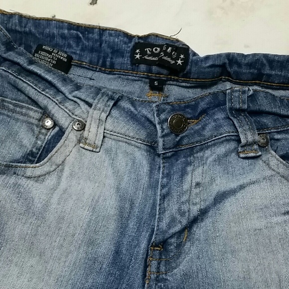 Jean - Picture 3 of 3