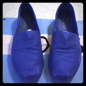 TOMS Shoes (have been worn) but in good condition