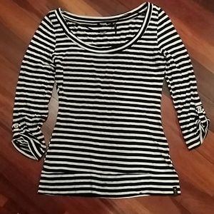 Ladies Guess shirt