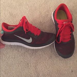 ❌S O L D❌Red & gray free runs