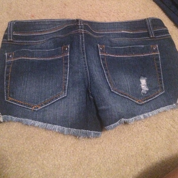 Patterned shorts - Picture 3 of 3