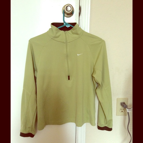 Nike performance half zip jacket - Picture 1 of 1