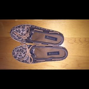 Sperry topsiders