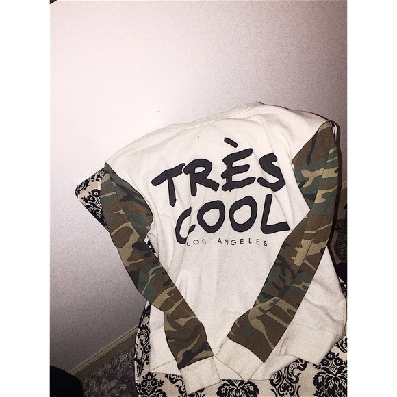 Forever 21 crew neck