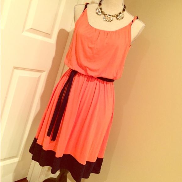 NWT Gilli Dress medium