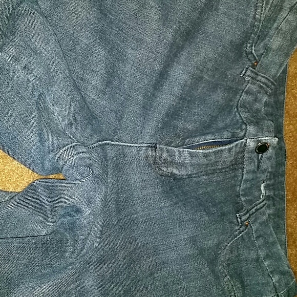 Dark Jeans - Picture 1 of 4