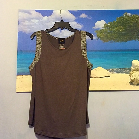 Beautiful green light top