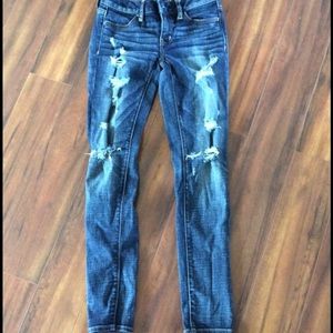 AEO dark wash 2 and Hollister light wash 1 bundle