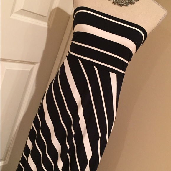 Banana Republic Maxi Dress in medium