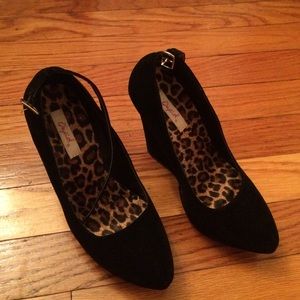 Black suede wedges. Size 51/2