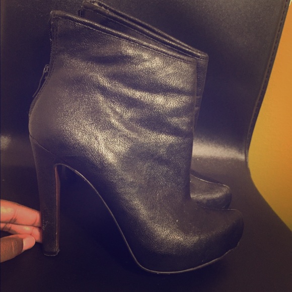 BCBG Black Leather Booties!