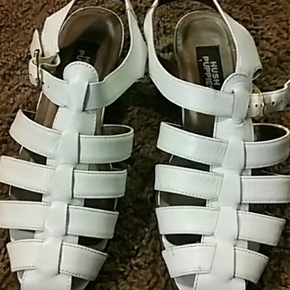 Small heel sandels