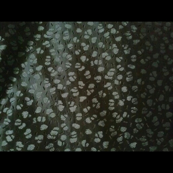 Reversible Vest - Picture 2 of 3