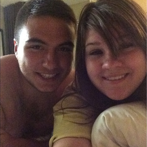 Meet your Posher! - Picture 2 of 4