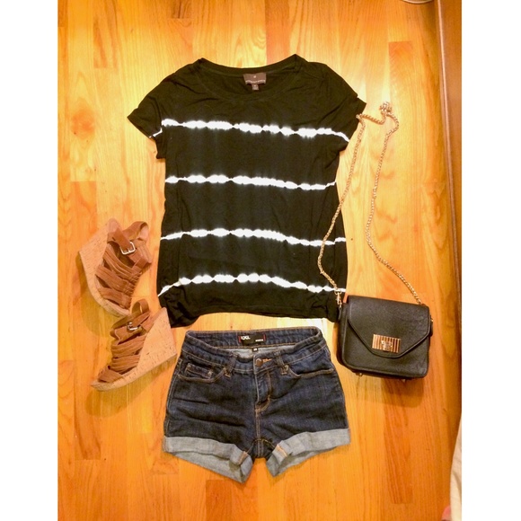 HP🎉 Black tie-dye cotton top